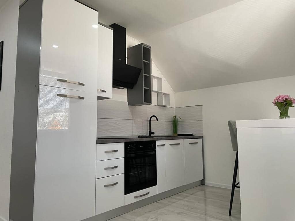 Apartman Pavenka Otočac Eksteriør bilde